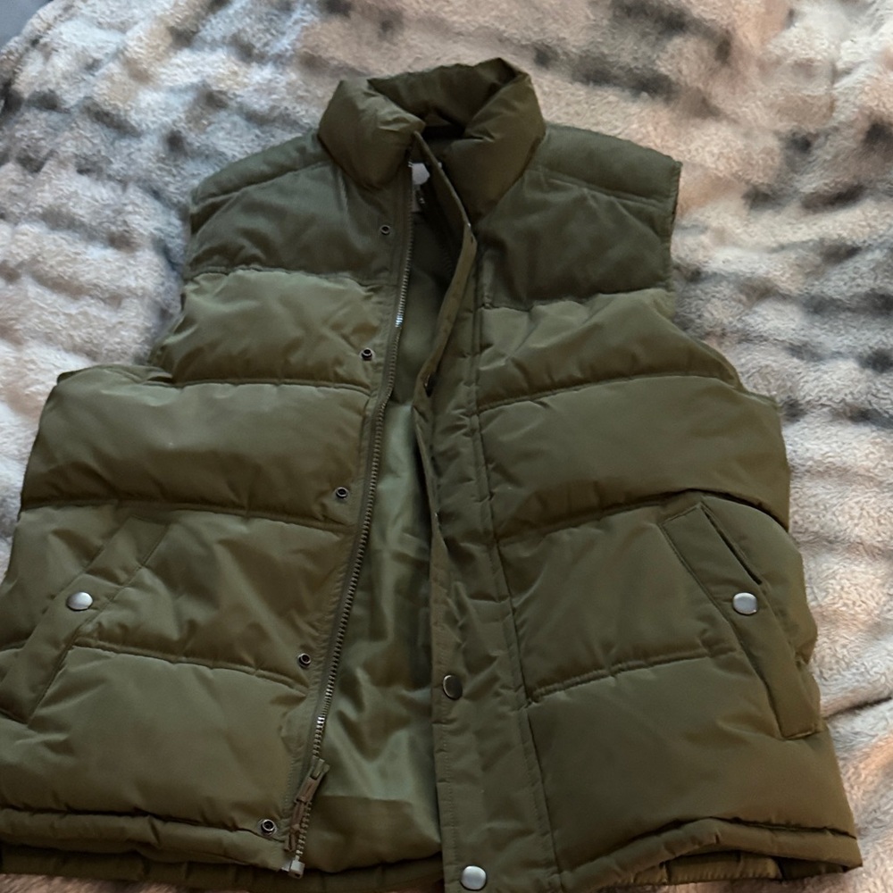 Goodfellow & Co Khaki Puffer Vest